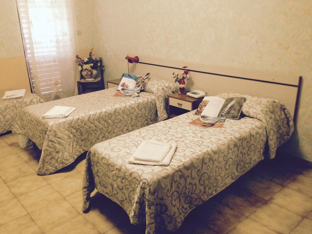 Hotel Menta E Rosmarino Monte SantʼAngelo Eksteriør bilde