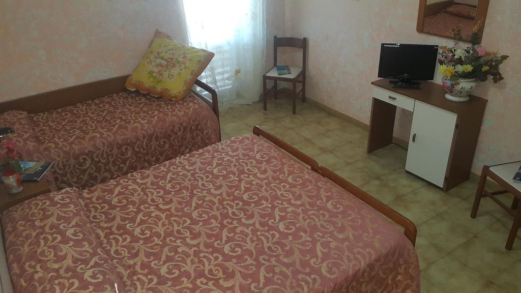 Hotel Menta E Rosmarino Monte SantʼAngelo Eksteriør bilde