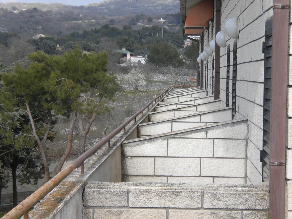 Hotel Menta E Rosmarino Monte SantʼAngelo Eksteriør bilde